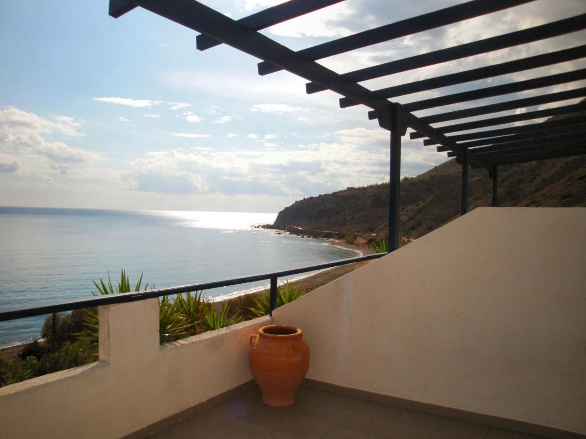 Myrtos Big Blue Apartments מראה חיצוני תמונה